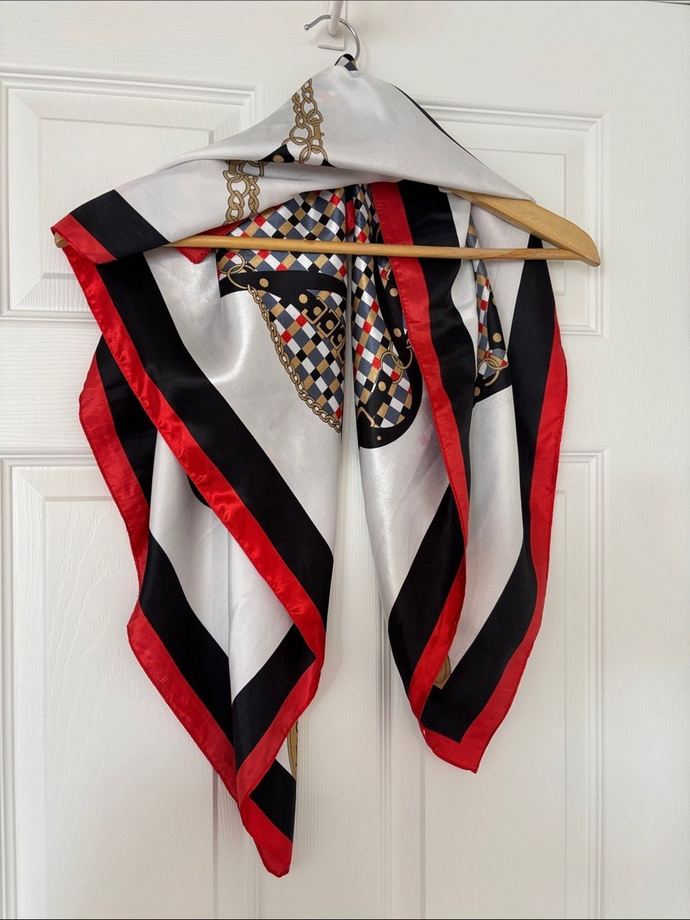Vintage satin equestrian print neck scarf geometric & chain print red white blue - Picture 5 of 11